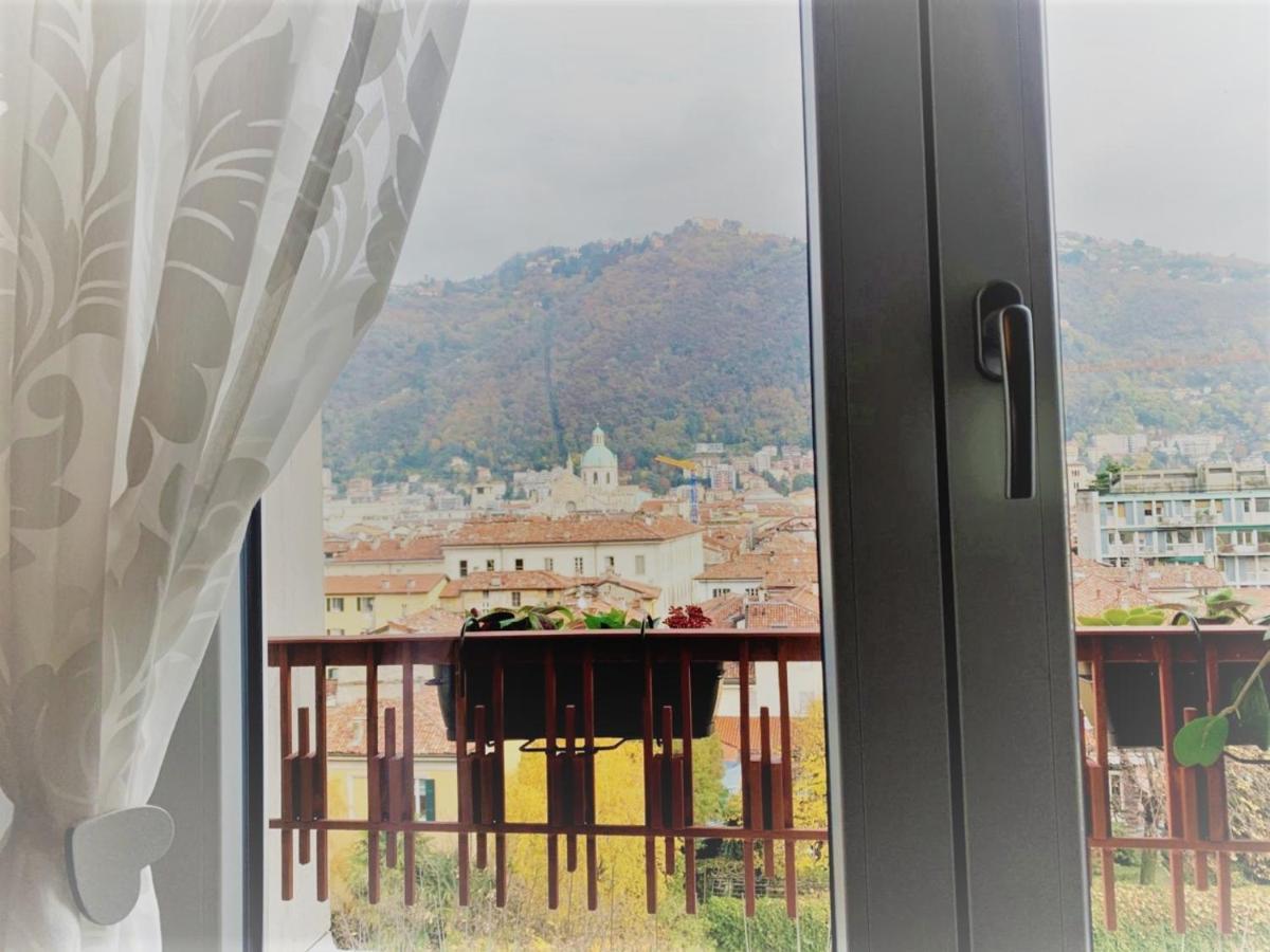 Maison 53 Incantevole Appartamento Vista Cattedrale Di Como Exteriör bild